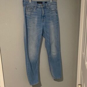 Lucky Brand Light Wash Slim ankle Jeans